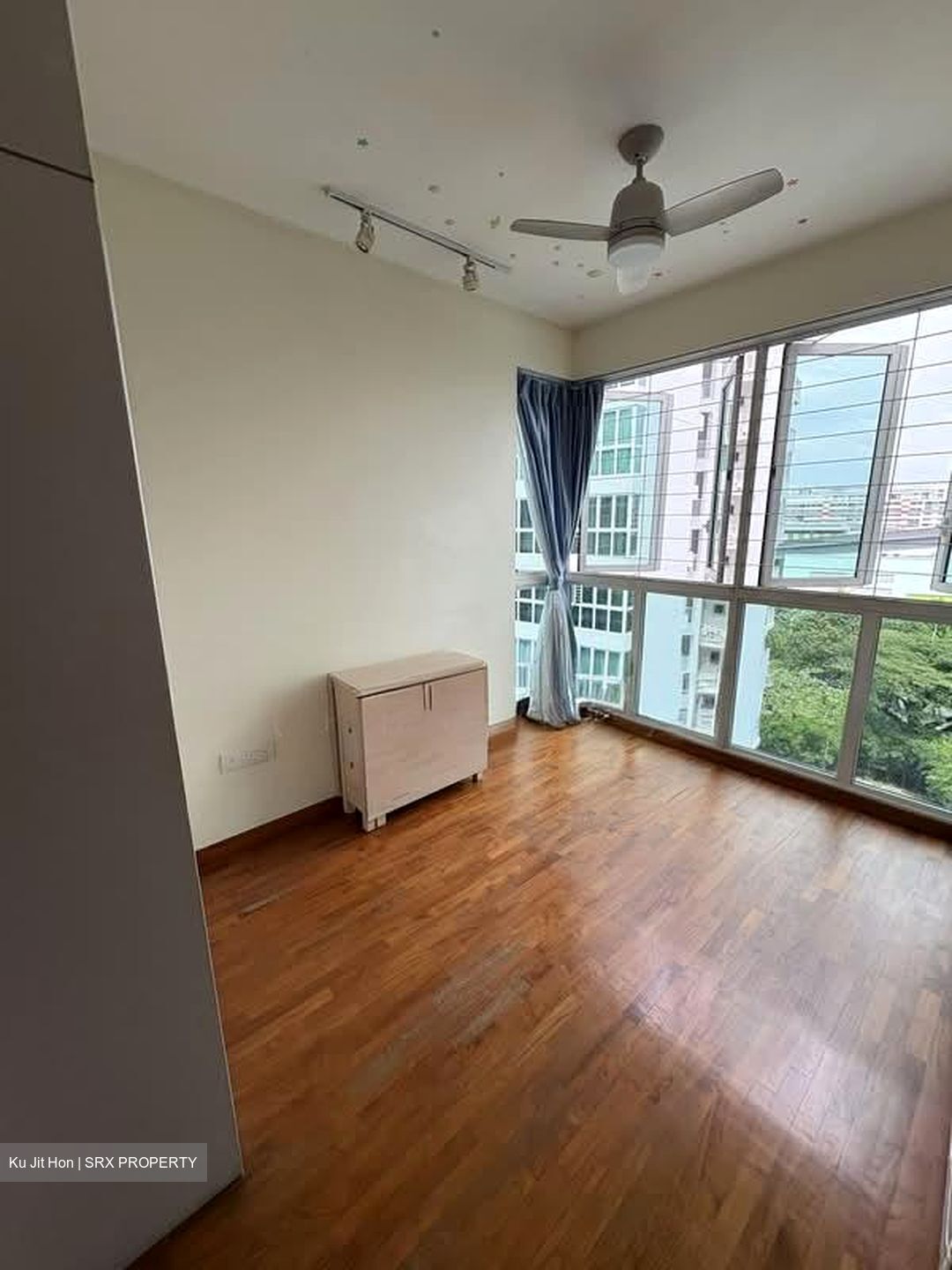 1 Canberra (D27), Condominium #575430751
